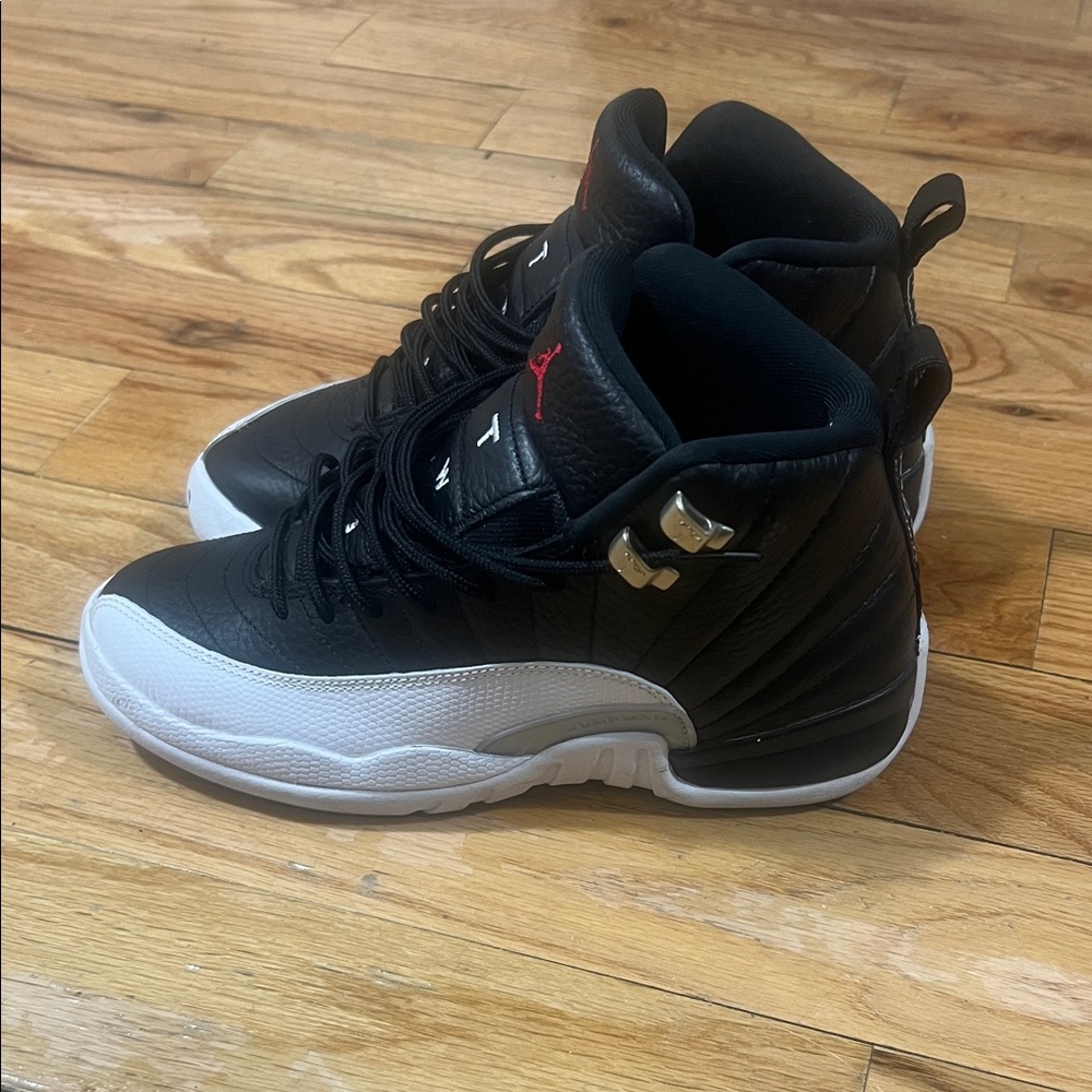 Black and White High-Top Sneakers - Picture 2 of 6